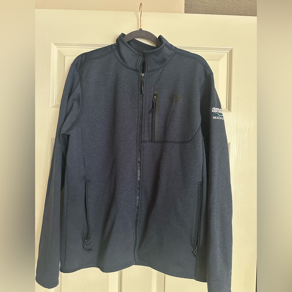 The North Face Men's Dark Blue Jacket-Amazon